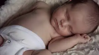 1 Hour Long Lullaby Baby Sleep Music - Ninni