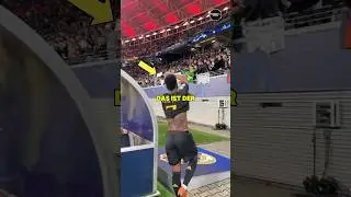 The reason why players DON'T step on their opponents' crests 😨