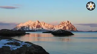 Skiing Presten Couloir - Lofoten | Norway