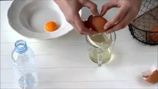 separar los huevos en claras yemas