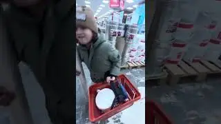 Мой самый лучший помогатор😎