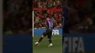 une frappe enroulé incroyable !
