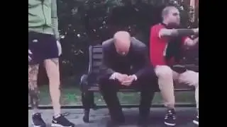 Иностранцы глумятся над Лениным