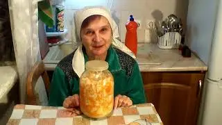 Капуста квашеная в банке. 