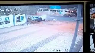 Bus car accident CCTV, kannur, pariyaram