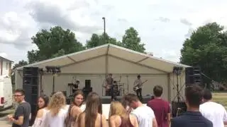 xy Flies- meztelen (koncert)