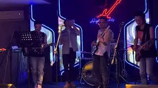Sweet emotion (Aerosmith) cover by Roll Heads at high beats pub phuentsoling.