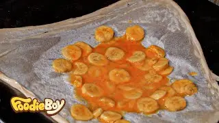 How to Make Thai Egg & Banana Roti (Banana Pancake)