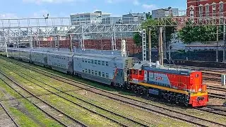 Новый ТЭМ18ДМ-1808 с Двухэтажным поездом «Гранд Сервис Экспресс» Москва → Симферополь