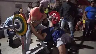 decathlon vilholi bench press competition.