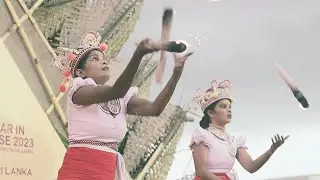 කොහොමද දකුණෙ කෙල්ලන්ගෙ ගැම්ම | Gini Sisila ගිනි සිසිල  Womens Dance | Sri Lankan Fire Dancer