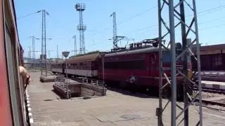 ПВ28203, теглен от 44 066.9 преминава през РП Разделна и Повеляново със 105 мин. закъснение.