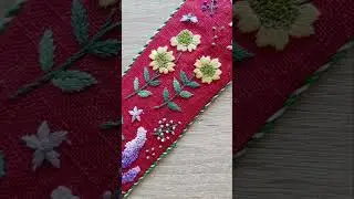 Красная закладка для книги - отличный подарок другу!