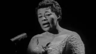Ella Fitzgerald & Lou Levy trio - Angel Eyes