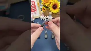 Foldable nail clippers