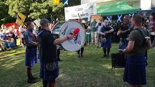 Wupper-District-Pipe-Band beim Highland Games in Wuppertal 2024