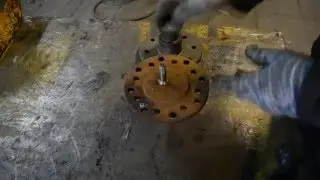 Bolt instead of rivet, semi-trailer fastening