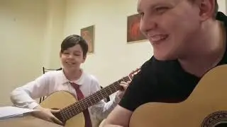 Процесс обцчения игре на гитаре в Краснодаре