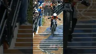 Super Slow Motion Comuna 13 #mtb #cycling #downhill #mountainbike #sports #dirtjump #medellin