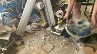 Smash Hoover desk fan featuring CJ