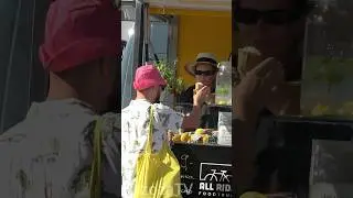Gałka lodów na 3 wafelki