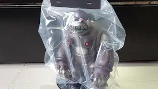 赤目天使 Mechkong Corrosive Madness 1st edition