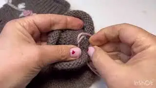 Вышивка пошагово на носках Embroidery in knitting