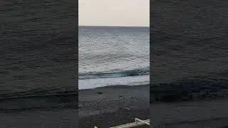 Интересное явление. Встречные волны на Чёрном море.