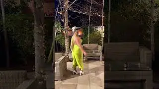 Entre pétalos y espinas…..Helou ando de vuelta , pronto nueva música y nuevos videos  muaaa