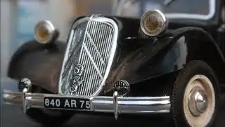 Citroën Traction Avant 15 SIX 1/24 scale
