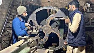 Amazing process of making heavy Wheel Of chaff cutter￼