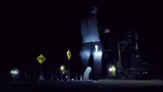 Street light groove