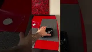 ВЛАД ГАНТЕЛЯ ПОКУШАЛ И БАЛДЕЕТ  #еда #гантеля #shorts #залетит