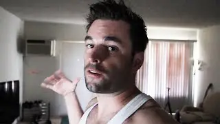 WATCH ME SING RIGHT NOW!