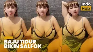 Uut Selly Tampil Santai dengan Gaun Tidur Favorit