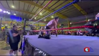 Parte del encuentro entre Psycho Clown y Ricky Banderas, en el Aniversario de la NPW.