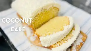 Small Coconut Cake in A Loaf Pan Moist Coconut Loaf Cake with Coconut Buttercream Frosting 椰子蛋糕