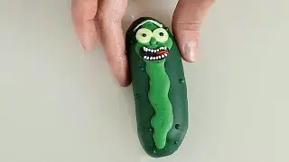 Pickle Rick (sitcom Rick and Morty) Cake Pops Satisfying Decoration