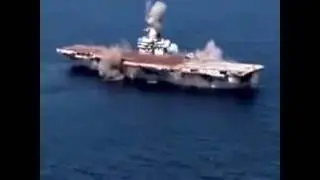 Просто взял и утонул . Тонущий авианосец идет на дно .