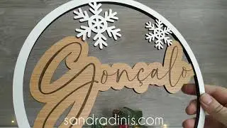 Bola personalizada de Natal XL - Duas Camadas Branco e Carvalho