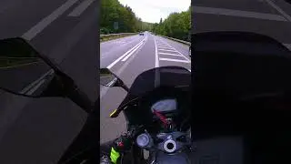 Вход в повороты на спортбайке. Honda CBR 1000rr. 