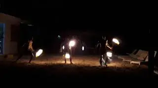 Mana island fire show(3)