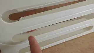фуфло, а не умный диспенсер для яиц