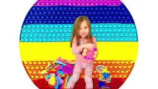 A day of playing with pop it #playing #funny #kids #crazy #popit