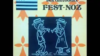 LES GALVODEUX - FEST NOZ -  Ridée (Traditionnel Breton)
