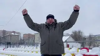 We work with a MOTOR CULTIVATER in winter! CAIMAN at the stadium! 