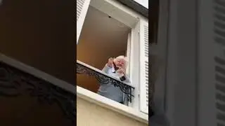 Las abuelas en 2300