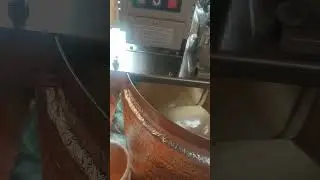 Кремовалка в работе