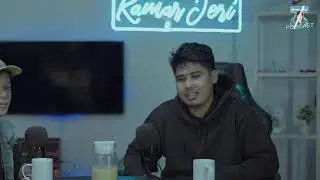1 LAWAN 1 DENGAN ALWI SMITH  SWEATER MERAH 