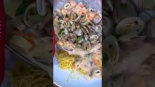 Seafood past + ? = Bussin #kimchi #pasta #mukbang #foodreview #kdrama